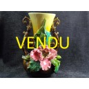 Vase en fa&iuml;ence barbotine ancien