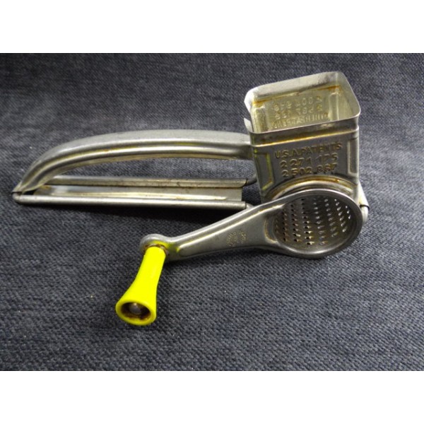 mouli grater brocantelestrouvaillesdecaroline