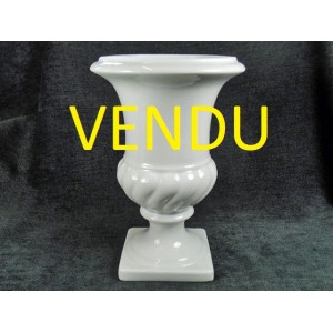 Grand vase en porcelaine de Limoges blanche