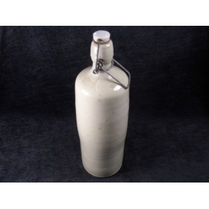 Bouteille à cidre ancienne en grès