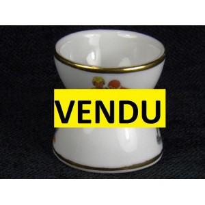 Coquetier en porcelaine des  années 50 n°2