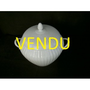 white porcelain tureen