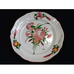 Old earthenware dish in taste Islettes