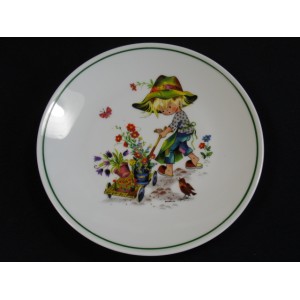 Assiette de décoration en porcelaine 