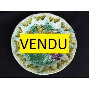 Earthenware plate ancient barbotine