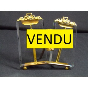 Photos wallet or old portraits