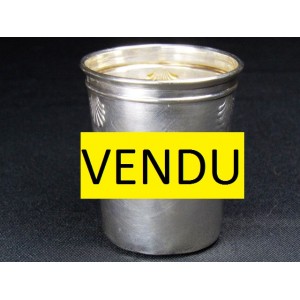 Timbale en argent massif