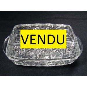 Beurrier vintage en verre moul&eacute;