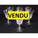 Série de 7 verres à vin cristal d'Arques modèle "Tuileries"