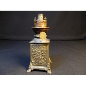 Lampe à pétrole ancienne marque Bec Rond Parisien