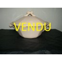 Pink octagonal tureen Saint Amand