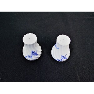 Paire de salerons sali&egrave;re/poivri&egrave;re porcelaine Limoges Haviland torse cerisier bleu