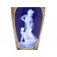 Petit vase en porcelaine de Limoges bleu de four médaillon en relief