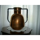 Vase en cuivre ancien