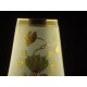 Vase cônique en cristal dépoli de Bohëme 