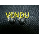 Boucles d'oreille anciennes en argent perles de jais grav&eacute;es