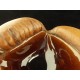 Cendrier vide-poche ancien en forme de gant de boxe