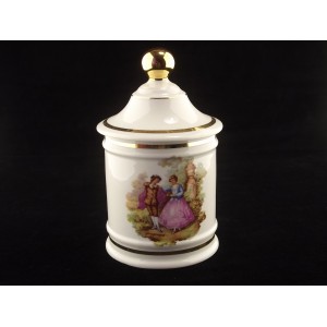 Pot couvert en porcelaine de Limoges décor Fragonard
