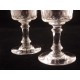 4 verres à pied à liqueur anciens dans le goût de Saint-Louis Baccarat