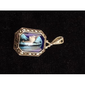 Pendentif en argent portrait de Fabiola &eacute;mail sign&eacute; C. Florelli Limoges