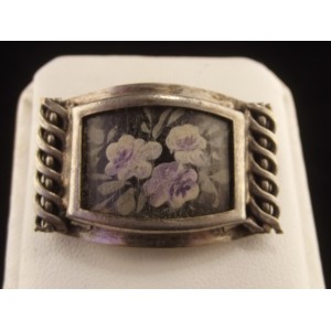 Broche ancienne en m&eacute;tal argent&eacute; d&eacute;cor de fleurs peint &agrave; la main