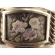 Broche ancienne en métal argenté décor de fleurs peint à la main