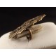 Broche religieuse ancienne en bronze ou laiton fin XIXème