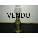 lampe feutr&eacute;e olympe laiton