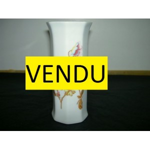 petit vase pavillon de la porcelaine