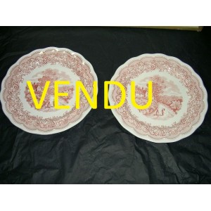 Paire d'assiettes plates fa&iuml;ence d&eacute;cor paysage suisse 