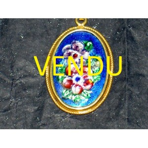 Pendentif &eacute;maux de Limoges monture dor&eacute;e