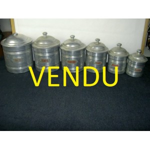 S&eacute;rie de 6 pots &agrave; &eacute;pices en aluminium 
