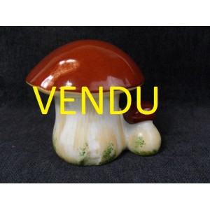 pot en forme de champignon en porcelaine de limoges