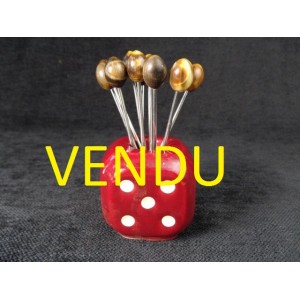 Set de piques à escargot en forme de dé