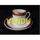 tasse et sous-tasse en Limoges de couleur rouge
