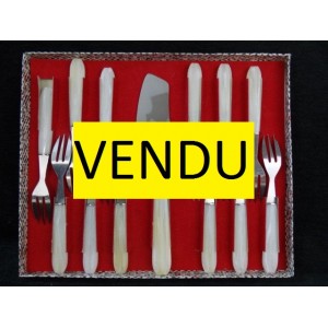 Coffret de couverts à dessert années 60