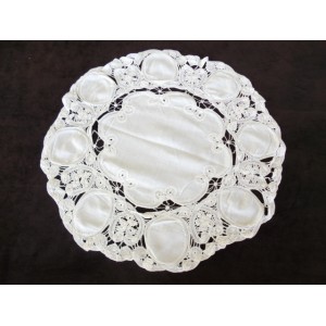 Old placemat round