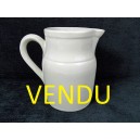 Pichet en gres estampill&eacute; Digoin