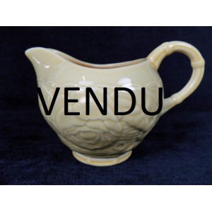 Genevi&egrave;ve Lethu pitcher