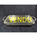 Plateau en m&eacute;tal argent&eacute; porte plat et plat