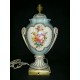 Vase de mariée anse et couvercle en porcelaine de Paris 19ème