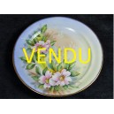 Assiette de d&eacute;coration en porcelaine de Limoges