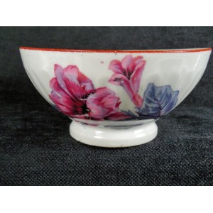 Bol ancien motif floral
