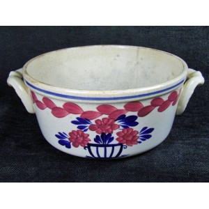 Small tureen Gien faience model Villager 