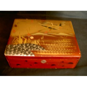 Lacquered wooden box early 20th century